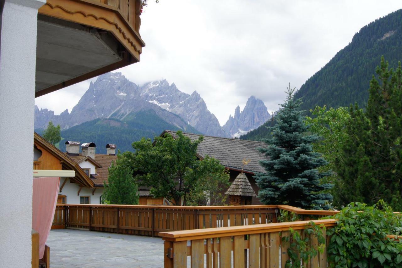 Ferienwohnungen Am Laerchenweg Sexten Extérieur photo